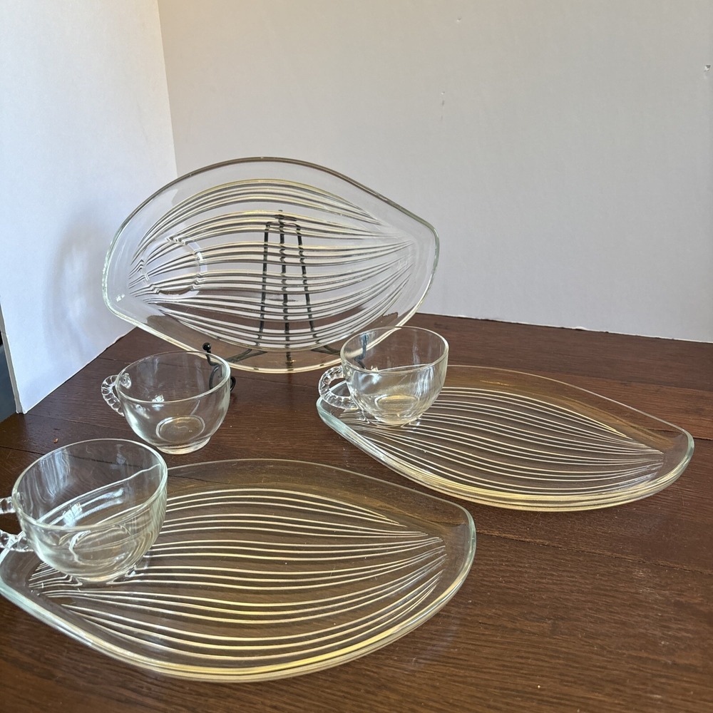 Vintage MCM 50's Hawaiian Leaf 8 Piece Snack Set, Federal Glass Co. Set Of 3-